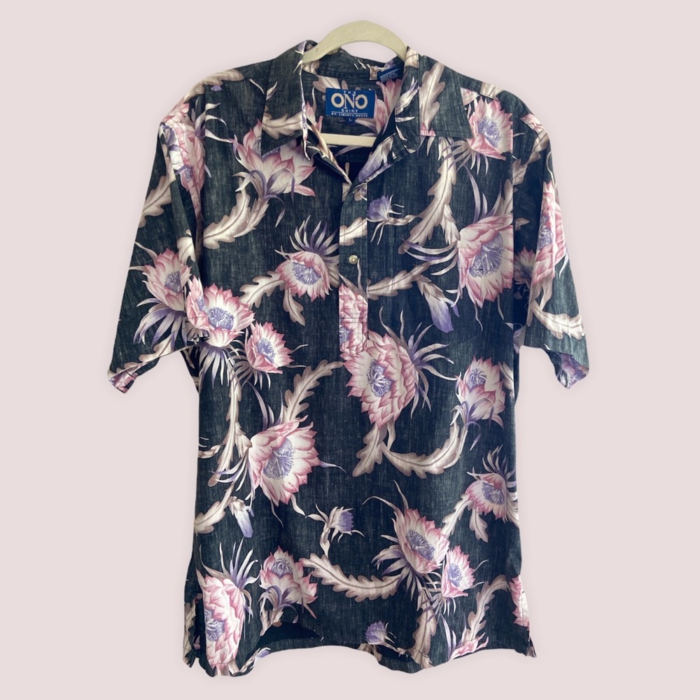 The Ono Shirt by Liberty House Black Floral Aloha Hawaiian Shirt